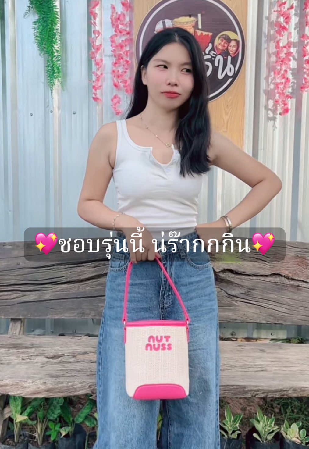 น่ารักแบบตะโกนใครอยากได้ไปกดหน้าร้าน NUTNUSSBAGSHOPเอาน๊าาา #รีวิวกระเป๋า #ป้ายยากระเป๋า #กระเป๋าทรงถัง #กระเป๋า #ป้ายยาแฟชั่น #รีวิวแฟชั่น #majcha✨รีวิว 