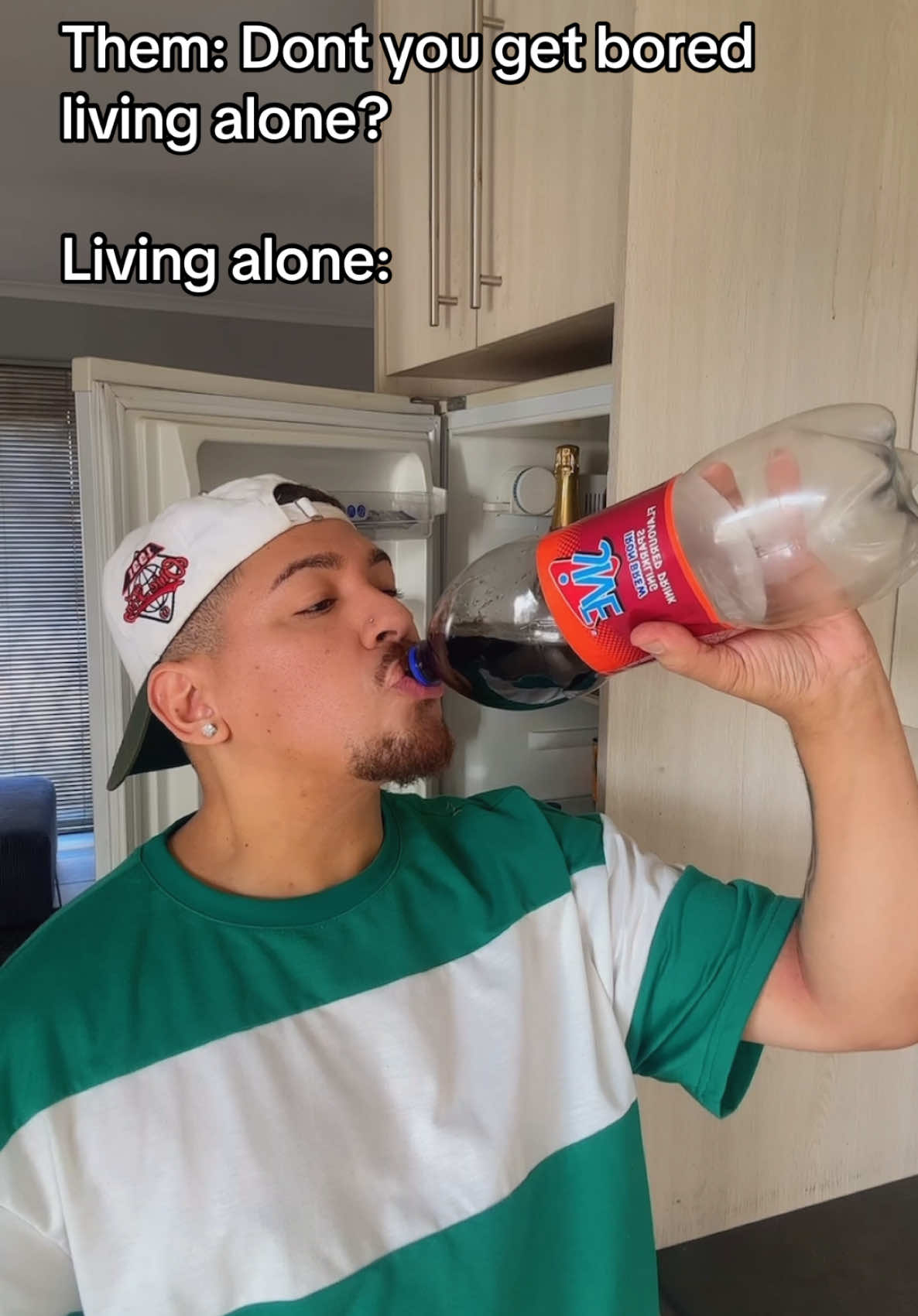 Ever been bored living alone?? Not me sorry😂😂😂 #mzansicomedy #jokes #tiktoksouthafrica #homealone #dating #Relationship #single #jive #youcine #food #weekend #whatsapp #instagram #funny 