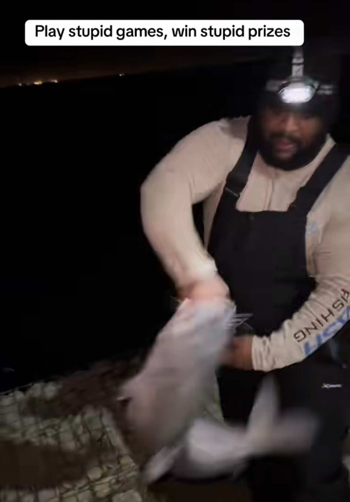 Don’t be this guy. #fishing #fishingvideos #Outdoors #catfish #lake #angler #fisherman.