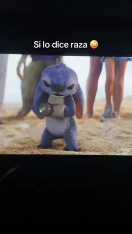 Si sale esa parte raza! #liloandstitch #stichquieredrogaalavergalafamilia #alvlafamilia #eschiquita #peroesbuena #peroteduele #humor #parodia @Ediith 