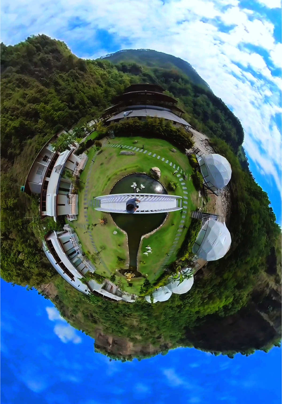 Glimpse of 360 view. #fyp #luxuryretreat #NatureGetaway #summertime #summerescape #getaway 