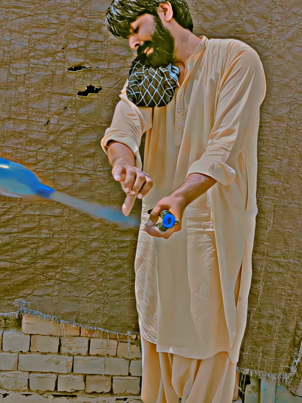 Bottle blast #bottle #foryou #foruyou #fyp #vira #videoviral #foryou_page #plzviral🥺🥺🙏🙏foryoupage #viralditiktok @TikTok @TiktokPakistanOfficial @charli d’amelio 