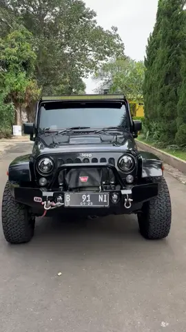 Dijual : Jeep Wrangler Sahara 2014 3.6 Pentastar NIk 2014 Regristrasi 2015  3.6 Engine Pentastar ( Favorit )  Black on black Mint Condition  No Mulfunction  Exterior & Interior Rapih Kaki-kaki, mesin, electrical semua aman  Tidak pernah pake off-road Tidak bekas laka/banjir Fitur Sway Bar tambahan  Winch Warn 8274 AMP Research Footstep  Bumper depan ARB Kap Mesin Model Anniversary Lift Kit Bilstein Reservoir  Shock Steering Fox ATS Headliner Mopar original Headlamp Speaker Foglamp Speaker Ledbar Aurora Rugged Ridge Tire Hanger BFGoodrich Tire + Black Rhino Beadlock Rims Modif proper nyaman dialy use Kilometer 96rb  Atas nama pribadi  Pajak panjang 09/2025 Plat B jakarta ( nopil ) Pemakai bukan showroom  Kondisi SANGAT ISTIMEWA & SIAP PAKAI 📍 Cibubur Jak-tim ✅ Cash 975jt #mobilbekas  #mobilbekasdijual  #mobilbekasjakarta  #mobilbekasberkualitas  #jualmobiljakarta  #jualmobilmewah  #jualmobilmurah #jualmobilsecond #jualmobilbekas #jualtoyota #jualmercy  #jualbmw  #jualminicooper  #jualmobil #olx #mobil123 #wranglersahara  #wranglerrubicon  #jualwrangler  #jualwranglerbekas  #wranglerpentastar  #jeepwrangler  #jeepwranglerunlimited  #jeepwranglerrubicon 