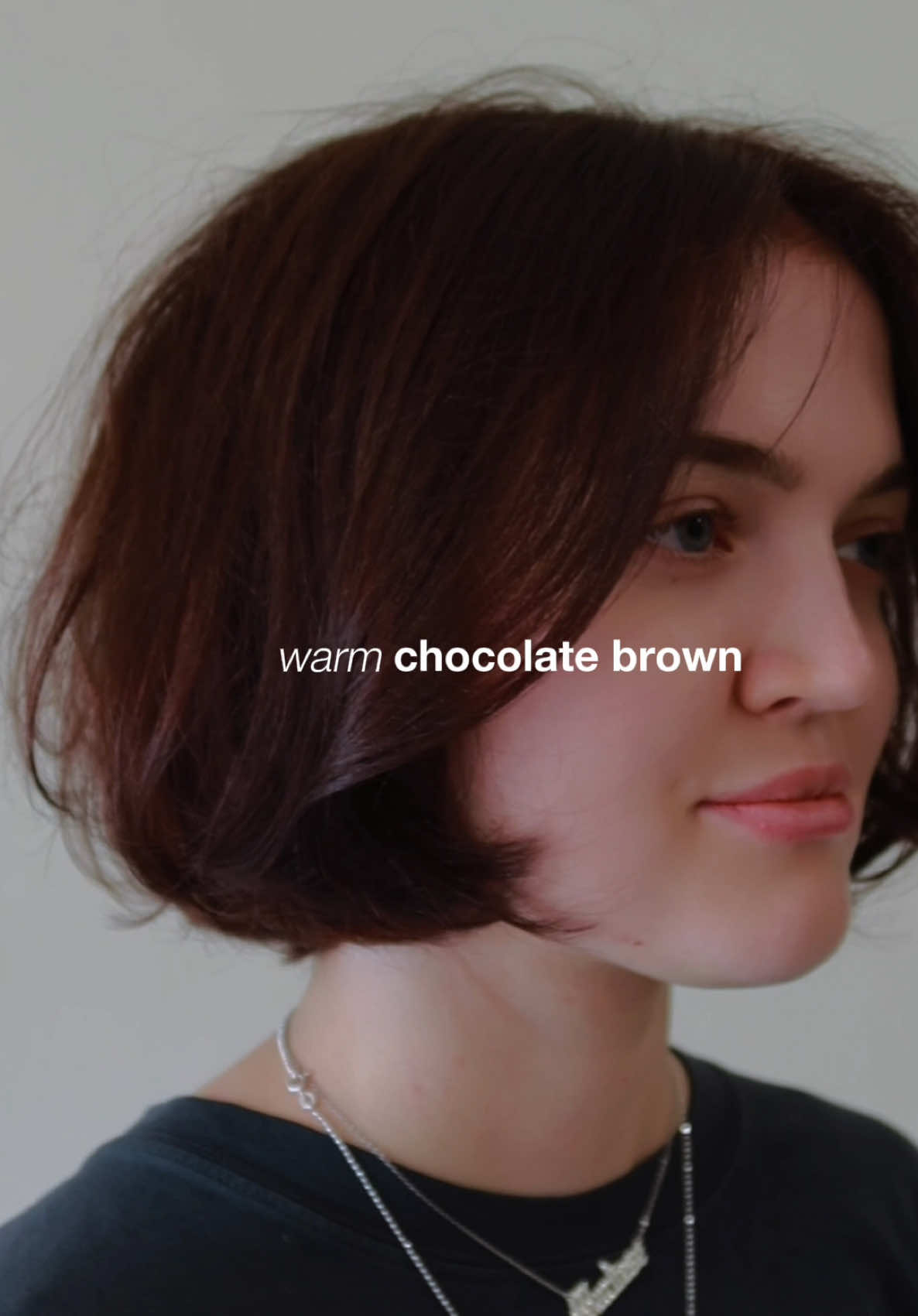 Nothing better than a rich warm chocolate brown 🍫🥰 @Wella Professionals to paint #losangeleshairstylist #lahairstylist #brunettehair #chocolatebrownhair #hairinspo #haircutinspo #shorthair #hairtransformation #fyp 