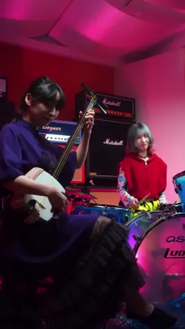 メタり - BABY METAL #babymetal #sayokomada #_kerokerokerochan_ #japan 