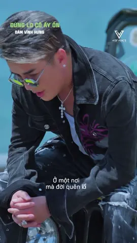 “Đừng lo cô ấy ổn” với quả view biển xanh cực chất trong MV mới của Mr. Đàm 🥺 #ThanhXuanKhongPhaiDeKhoc #DamVinhHung #MrDam #dunglocoayon 