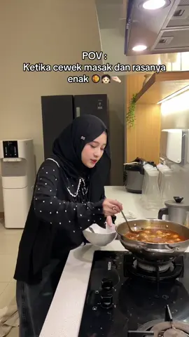 “Pokonya seluruh dunia harus tau masakan aku enak “ 😆