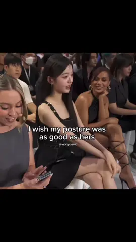 wonyoung posture >> #wonyoung #ivewonyoung #jangwonyoung #wonyoungive #ive 