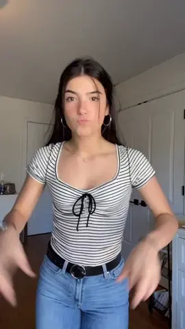 Please follow my main account: @Elizabeth Olsen | #viral #fyp #fy #toffycharss #lizziesolsenz #cha9rr #charlidamelio @charli d’amelio 