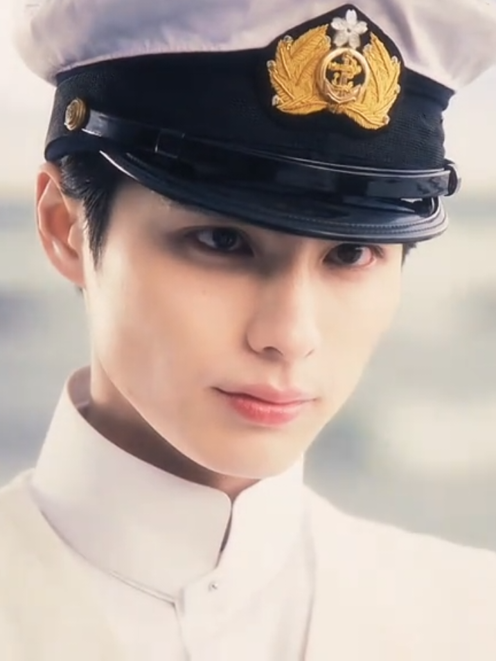 kyoya looks stunning with the white uniform 💞 #hondakyoya #本田響矢 #namiurarakanimeotobiyori #波うららかにめおと日和 #jdrama @本田響矢 