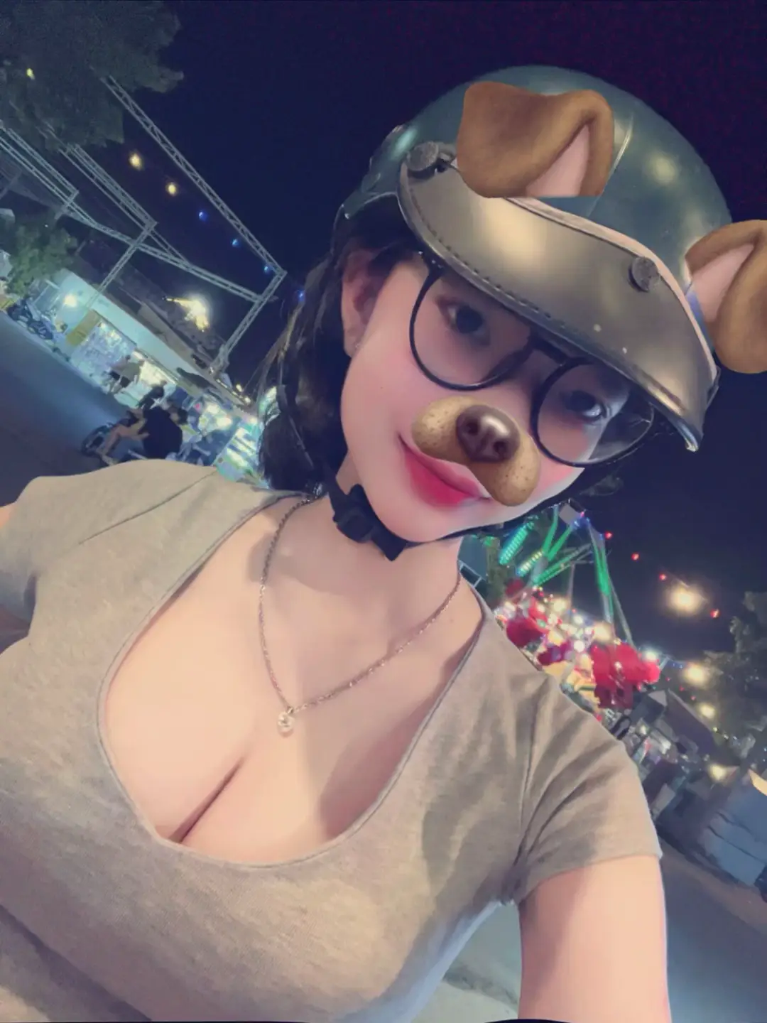 chân thành thì rẻ mạt, hiểu chuyện thì thiệt thòi . 