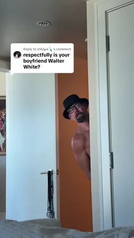 Replying to @𝓞𝓴𝓵𝔂𝓷🗽 Heisenberg who?? #breakingbad 