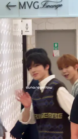AAAA NCT WISH WALK IN FRONT OF ME 🥹🩵 #SION #RIKU #YUSHI #JAEHEE #SAKUYA #RYO @NCT Official 