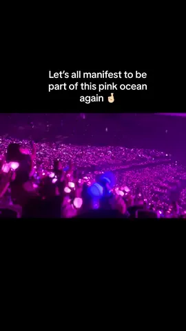 Deadline 🖤🩷 #blackpink #deadlineblackpinkworldtour  #pinkocean @blackpinkofficial @LISA @JENNIE @JISOO @ROSÉ 