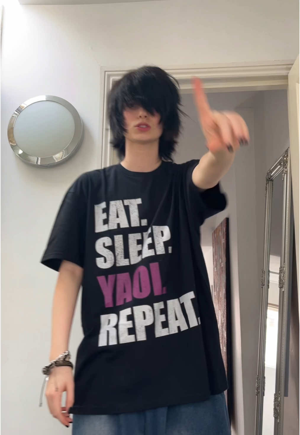 Hey fudanshis and fujos I hope ur having the best Thursday ever #OOTD #yaoi #fudanshi #bl #yas #shirt #emo #fyp #outfit 