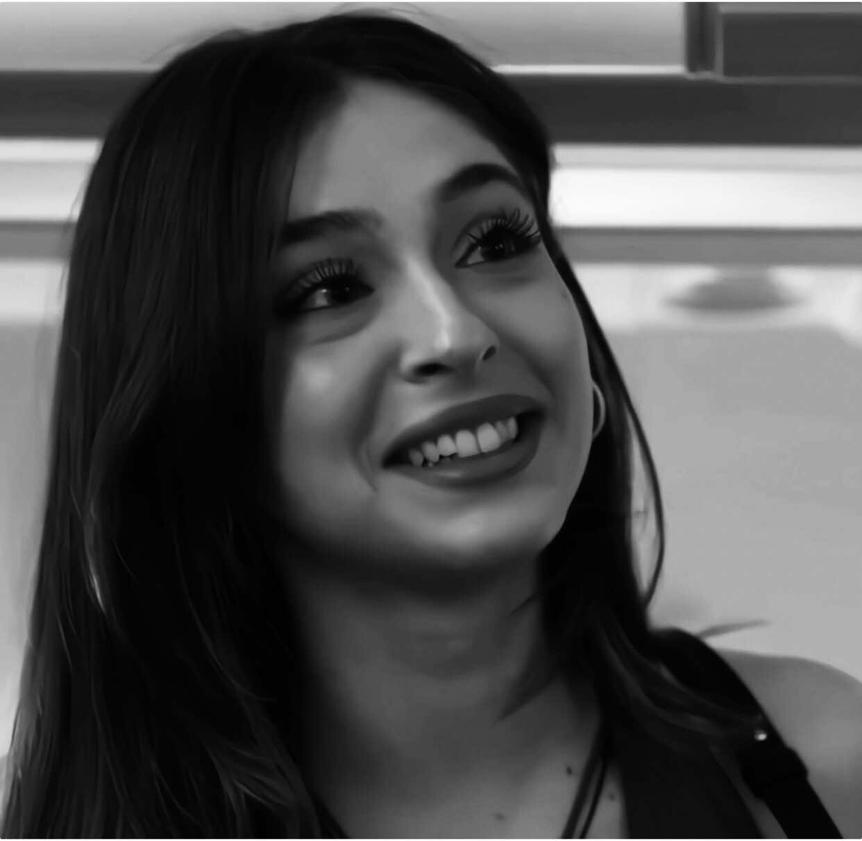 محلوه #cemrebaysel #جيمري_بايسال #fyp #ليلى #leyladizi 