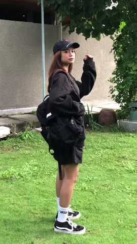 Backpack Bonnie Black by @Evroa Official 🎒🖤✨ for daily looks! 👀🫶🏻 #fypage #4u #ootdinspiration #backpacking #backpack #backpacker #evroa #evroabag #skena #skenaoutfit #kalcerculture #OOTD #outfit #outfitideas 