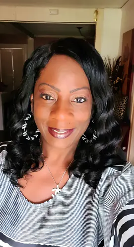 #thisismesexycrazycool😎 #filterchallenge #havinfunontictok #61andfabulous ❤️