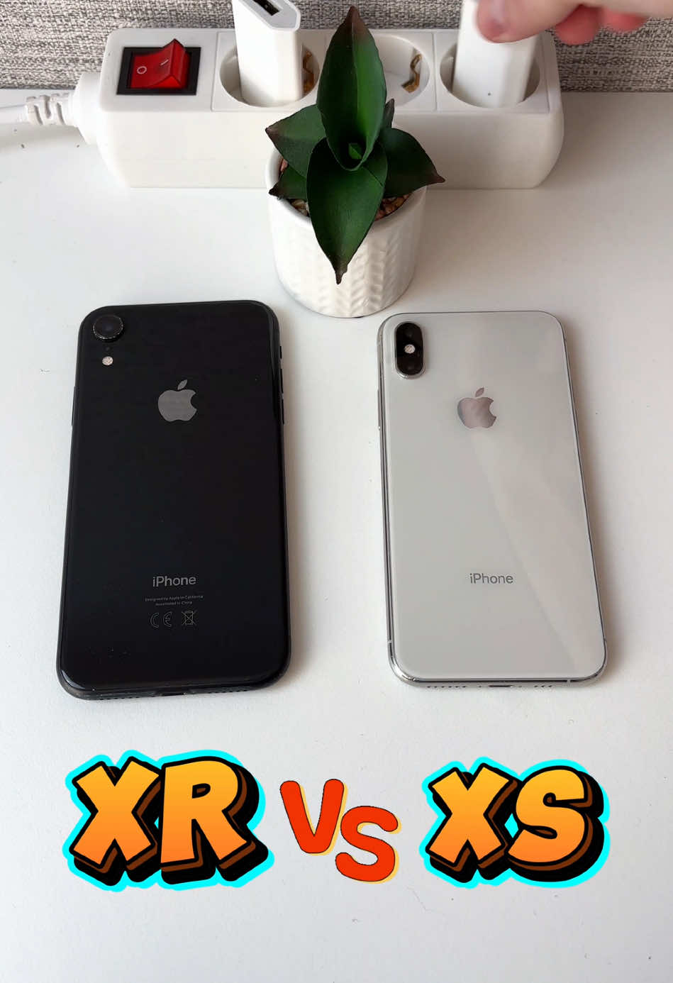 iPhone Xr VS XS Power On Boot Speed Test Best Comparison 2025