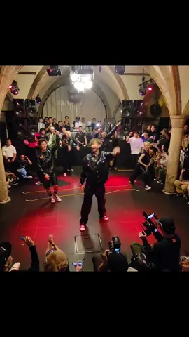 #fyp #dance #tiktok #hiphop #viral #foryou #breakdance 