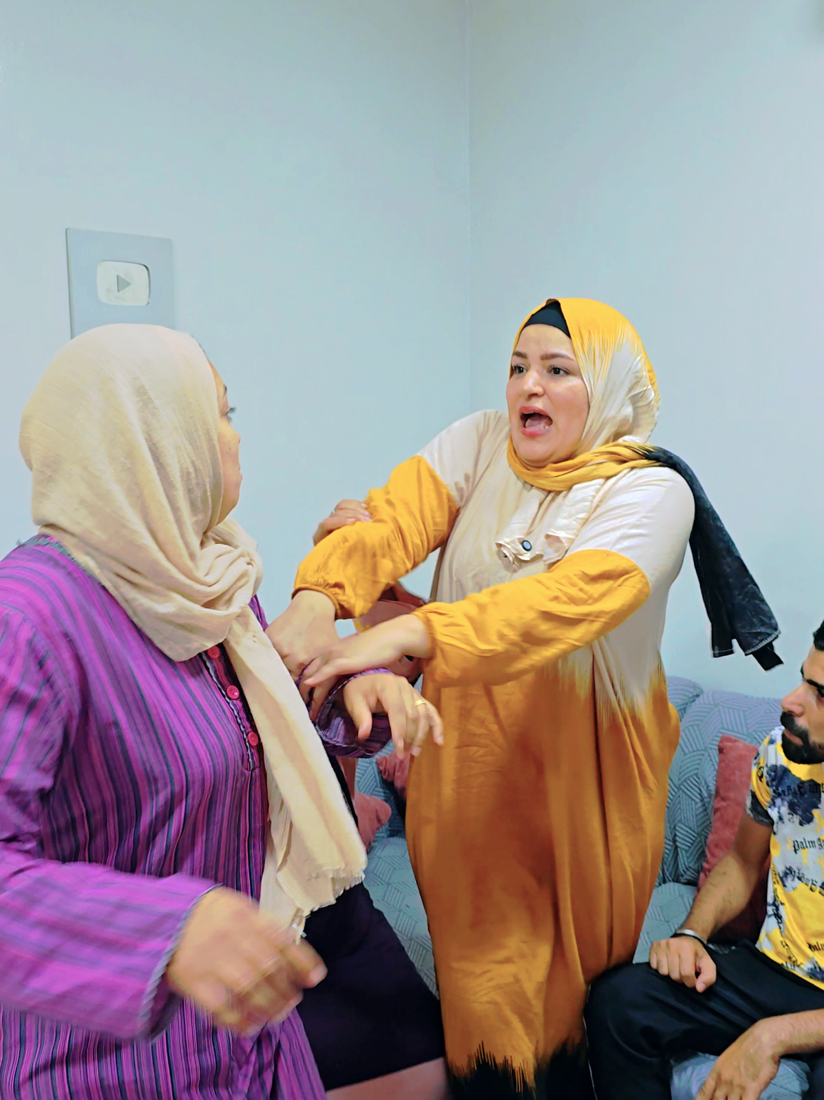 حماتي وبنتها خدوا دهبي💍 غصب عني… وجوزي واقف بيتفرّج!! ليه؟ شوفوا السبب! #احمد_وسعاد 