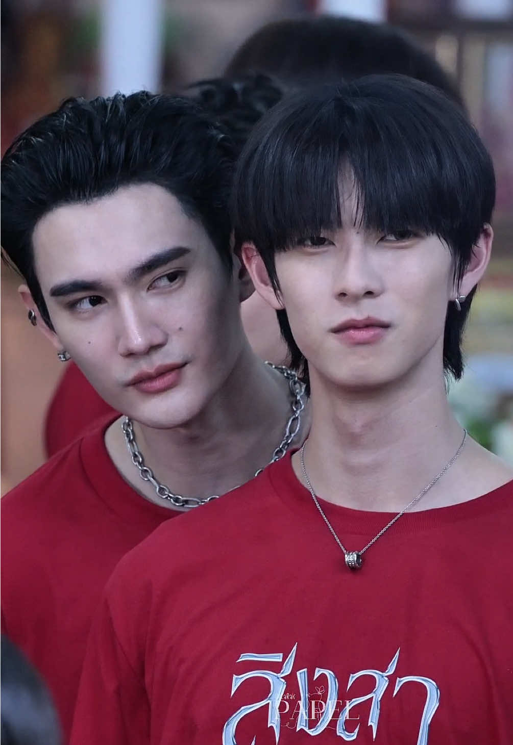 Playful cat and his hubby #พาเวลพูม #pavelphoom #พูห์กฤติน #ppoohkt #พูห์พาเวล #poohpavel @ppoohkt @pavelphoom 