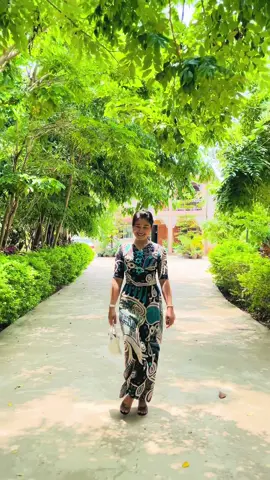 #ငေးမောရုံလေး🍁☔