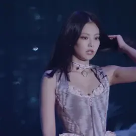 #jennie with short hair !! should come back #tokyo2020 