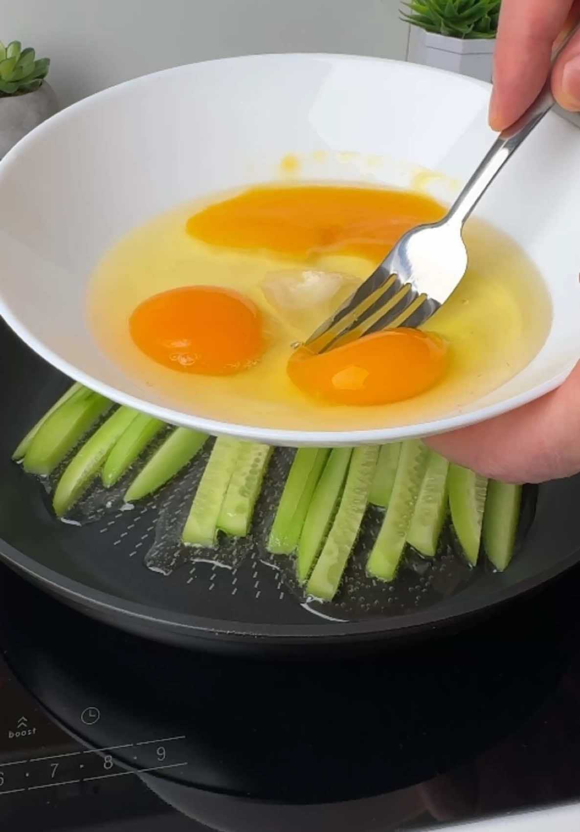 #VNVideoEditor                                         Cucumbers have never been so delicious! You have never cooked eggs like this - scrambled eggs with the taste of shawarma!                            The Right Way to Cook Perfect Scrambled Eggs INGREDIENTS: ●Cucumber - 1 pc ●Eggs - 3 pcs ●Salt - 1/2 tsp. ●Vegetable oil - 1 tbsp. ●It's incredibly delicious and very simple!!!● Bon appetit! The recipe in your language is available in the description, 💖🇺🇦🇵🇱🇩🇪🇺🇸🇫🇰🇪🇸🇵🇹🇮🇹🇷🇴 🇷🇸🇭🇷🇱🇻🇸🇮🇨🇿🇫🇮🇸🇪🇩🇰🇳🇴 🇯🇵 🇬🇷 🇮🇱🇰🇿🇰🇬🇱🇻🇹🇼 🇵🇪 🇦🇷 🇨🇱 🇻🇪 🇹🇭 🇧🇷                                 #egg #eggs #cucumber #Recipe #simplydeliciousrecipes 