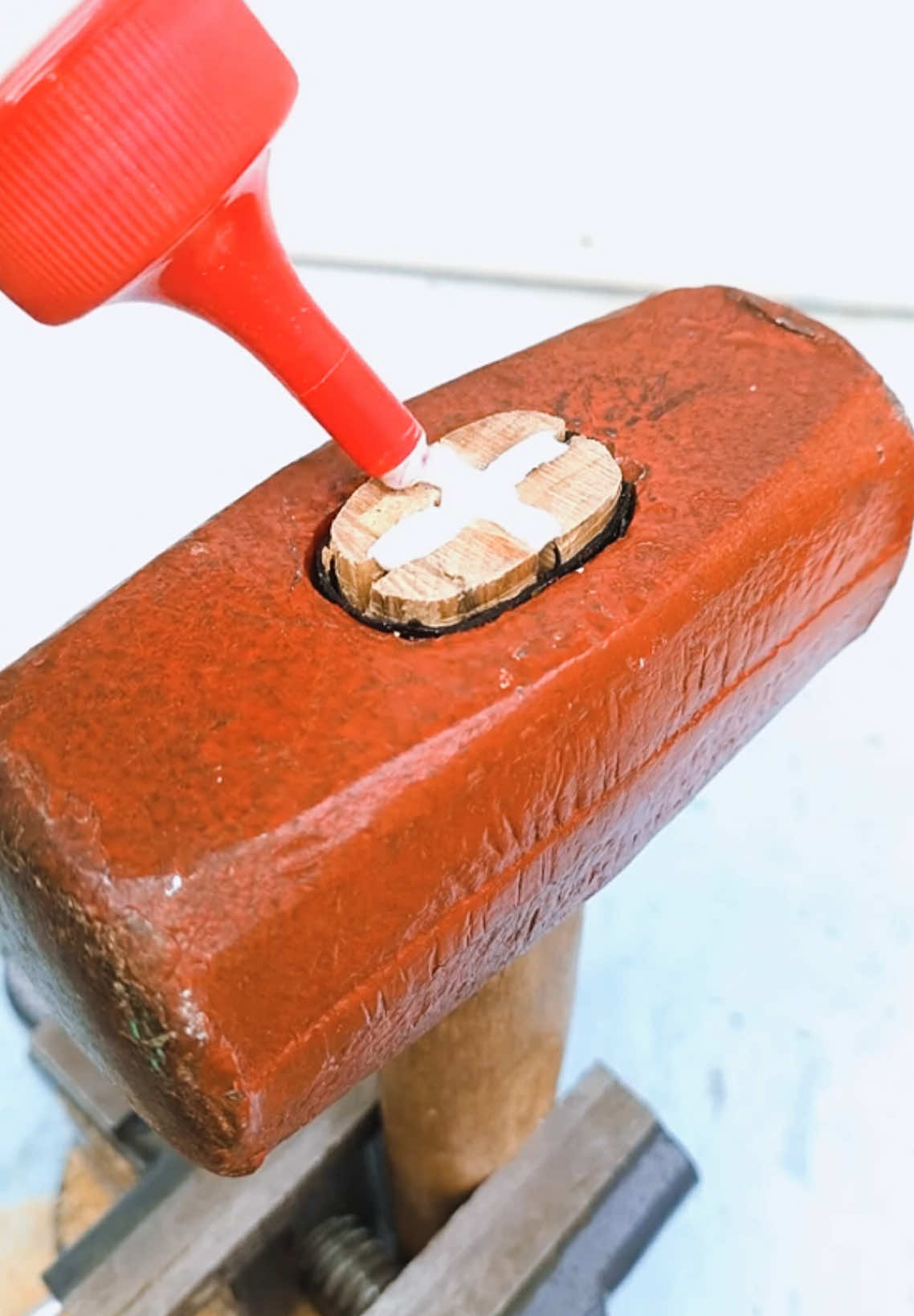 Hammer handle fixing best easy ideas 💡🔨🛠️  #asmr #DIY #LifeHack #tips #asmrsounds #skills #trick #ideas #tipsandtricks #hack #useful #tool #tooltips 