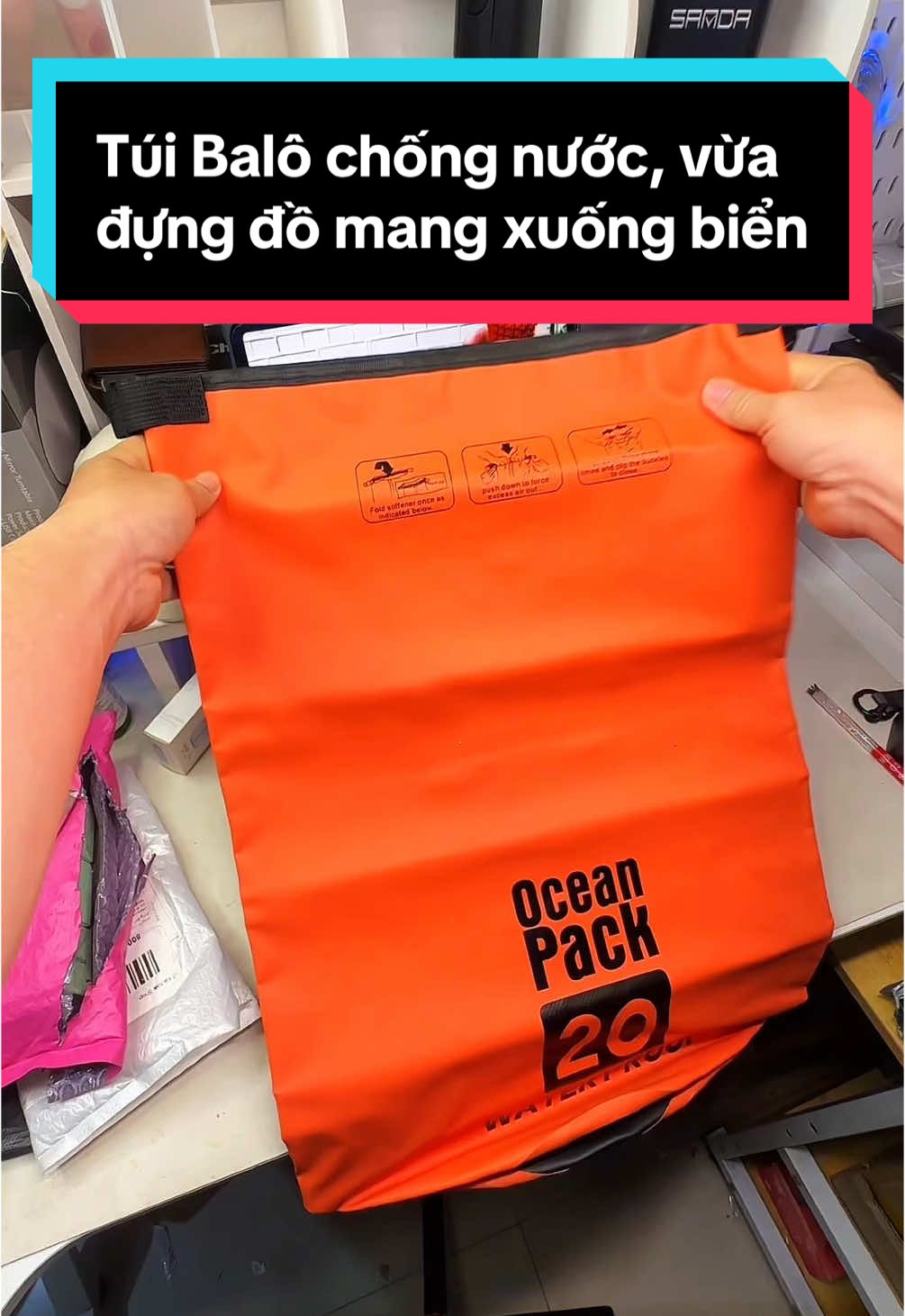 Unbox Túi Balô chống nước, vừa đựng đồ mang xuống biển, vừa làm phao bơi, đi mưa, đi biển thoải mái #xuhuong #phireview #sanphamxuhuong #balo #balochongnuoc #Tieumanunbox #tieuman #unbox #asmrunboxing #asmr #unboxing #review #riviu #xuhuong #viral #fyp #trending #phiruongtiktok #nguyenchii