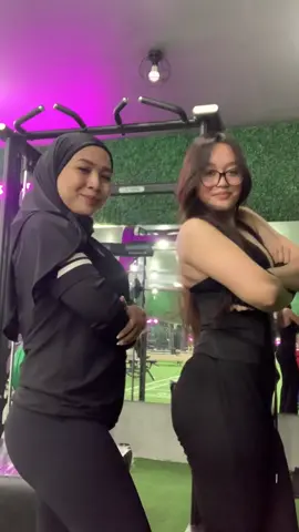 bersama pt akoo 🫶🏻 @Avriel Vin Riddick 