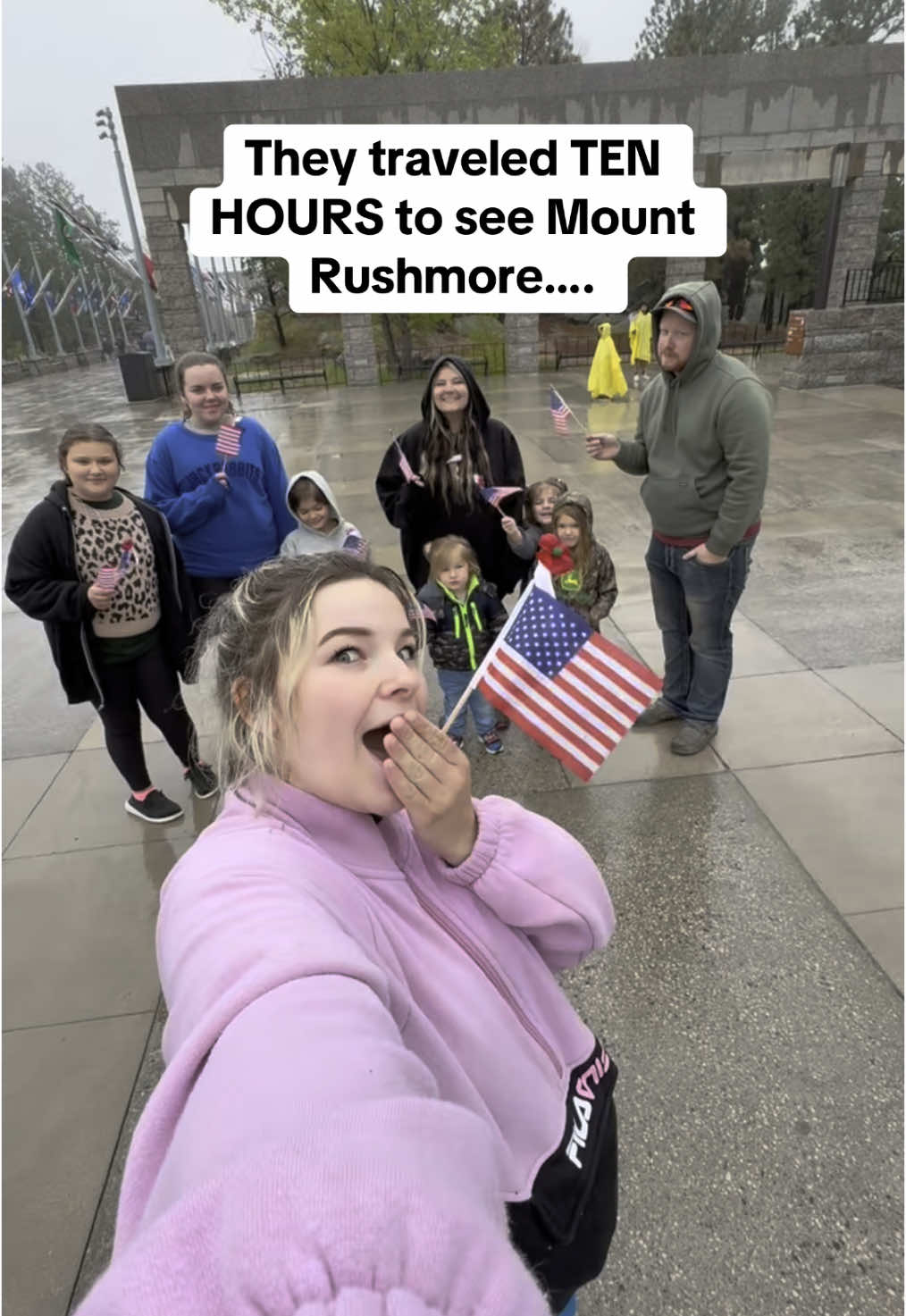 Mount Rushmore views 🤷🏻‍♀️😭🤣 #familytravel #mountrushmore #youngfamily #pregnancyjourney 
