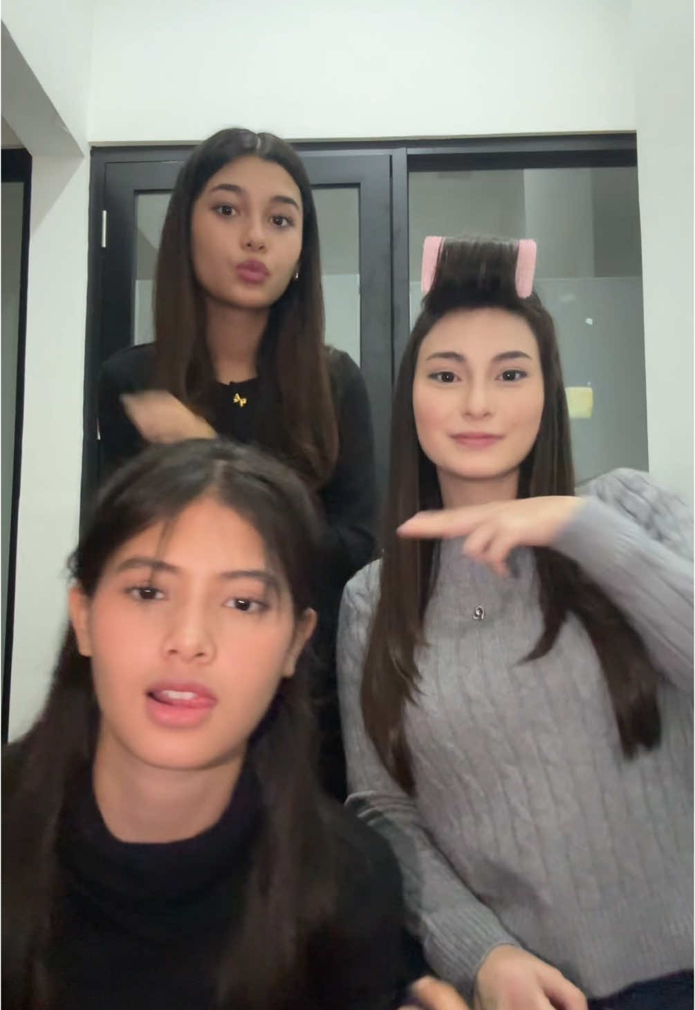 @Basmalah Gralind @Clarisse💋 #magic5 