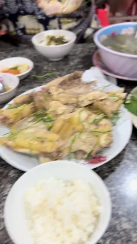 Ghé 5 Tấn ăn gà luộc nè mấy fen, #đèonhông#comga5tan#comga5tannh #taixeduongdai #cơmgà5tấn