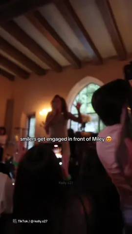 Goals fr 🥹 🎥 TikTok / @ kelly.s27 #mileycyrus #proposal #wedding #Love