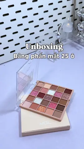 Bảng phấn mắt 25 ô toàn màu xinh nhe #review #phanmat25o #phanmin #kenmauchuan #fyp #viral #xuhuongtiktok 