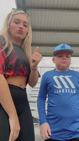 #draftpick @yk.its.Kiara @Pitcher_Perfect_Landyn #fyp #viral 