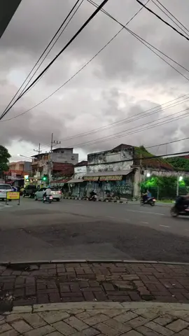 🥀 #katakata #galaubrutal #gamon #isihati #ungkapanhati #menunggu #wait #missyou #rindu #kangen #gagal #gagalmoveon #berharap #hope #hopecore #mendung #hujan #beherenow #here #kamuharustau #pasrah #tenang #kawaii #huft 