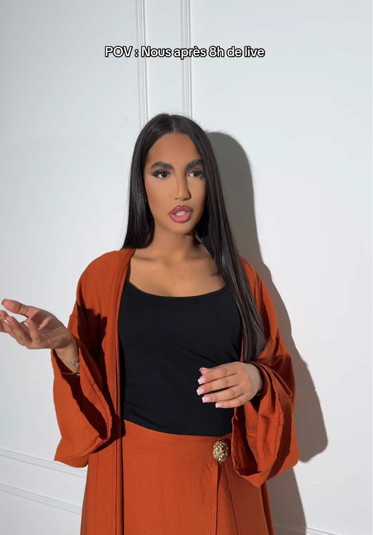 Retrouvez nous en live dès maintenant ! #pourtoii #fyp #shopping #ventenligne #outletenlive #live #vente 