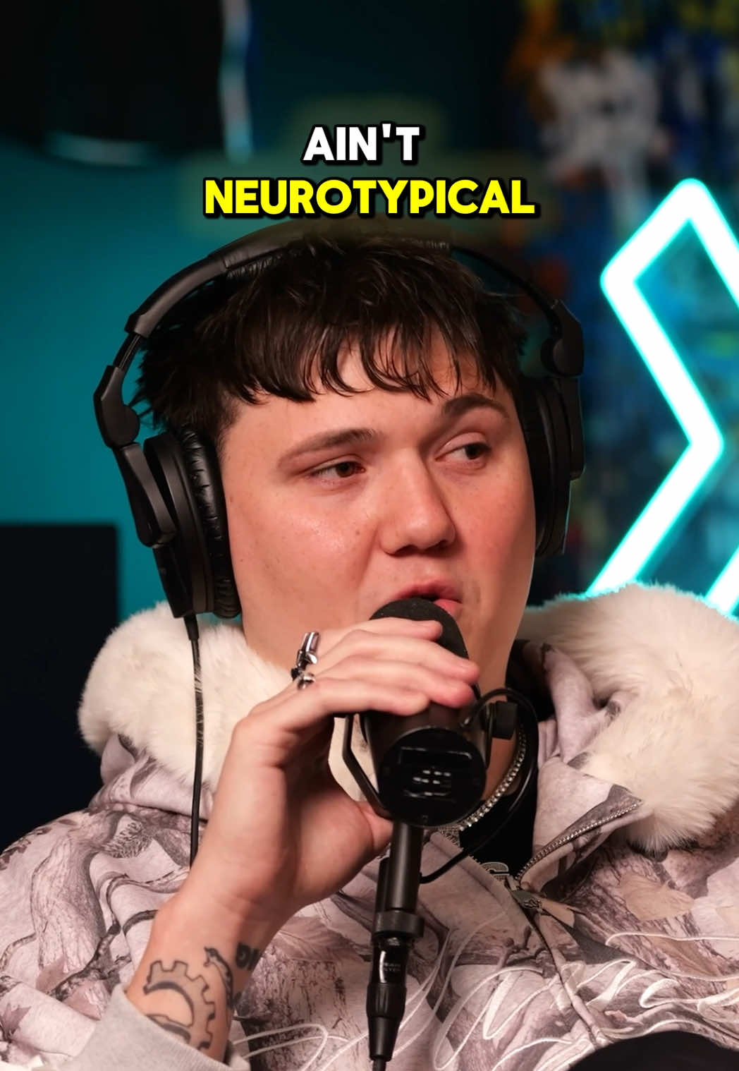 The gxng ain’t neurotypical my bro got autism is CRAZY work 😂 #martyr #yngmartyr #podcast