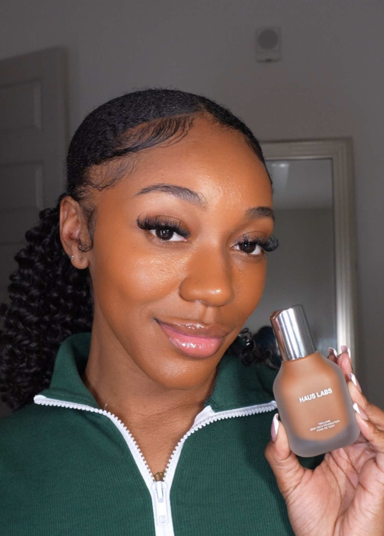 @Haus Labs by Lady Gaga Ya’ll !!! 🙊Cause this foundation is sooo TEA. Definitely keeping her in my collection. I can’t wait to do my makeup again. -  A medium coverage, weightless foundation with a natural finish ✨ - Comment “ TEA” and I’ll dm you the details on the foundation  #makeupbase #blushhack #fypシ #Transferproofmakeup #Makeupbasetutorial #lipcombo #mattemakeup #softglammakeup #blackgirlblush #newfoundation #hauslabfoundation #mediumcoveragefoundation #hauslabsbyladygaga 