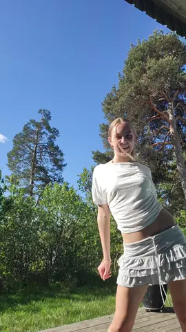 In replay🤪🤩 @KATSEYE #fyp #fördig #dancechallenge #trend #gnarly #katseye 