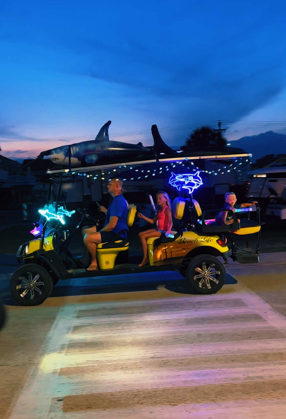 Love this 🦈 @Saltchasers2 #saltchasers #saltchasers2 #oceanlakesfamilycampground #oceanlakes #myrtlebeach #myrtlebeachtiktok #fyp #customgolfcart #golfcart #tour #ocean #surf #camping #cruise #cruising #golfcartparade #custom #liftedtrucks #shark #FamilyFun #fyp #youwin #iwanttogoviral #influencer 