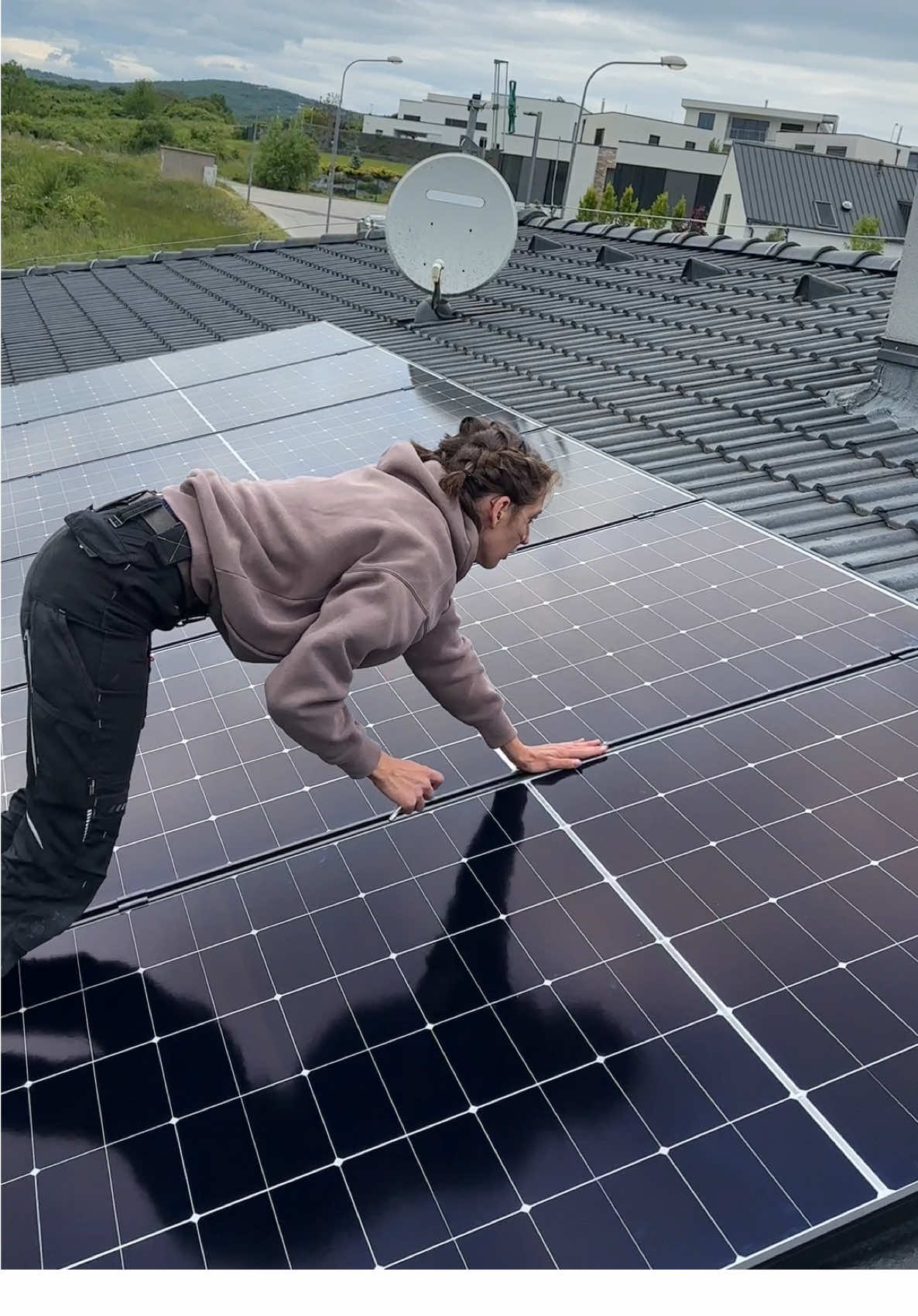 #system #solarsystem #solarpanel #work #solarenergy #solare #house #energy #photovoltaic #solarpower #electric #familyhouse #slovakia #energy #solarsystem 