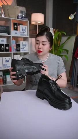 Tiết kiệm 1 chút mua đôi giày tăng chiều cao mang vào mặc gì cũng nổi bật, ko tốn nhìu tiền ko ảnh hưởng sức khoẻ 😎 #EmKimTapHoa #tiktokshop #giaydanam #giaytangchieucaonam #giaytangchieucao #giaydonde 