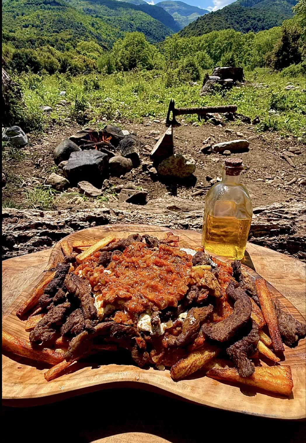 🇬🇷 Ribeye με τηγανιτές πατάτες και σως φέτας 🔥⚔️🥩 • Steak with fries and feta sauce  #outdoorcooking #Outdoors #wilderness #steak #fries🍟 #fetasauce #food #fyp 