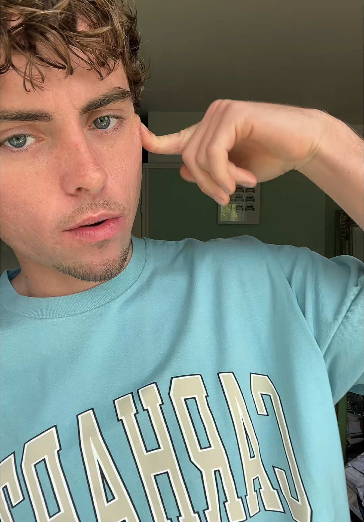 wishing i could give 17 yr old me a hug rn… #hollowtomking #originalsong 