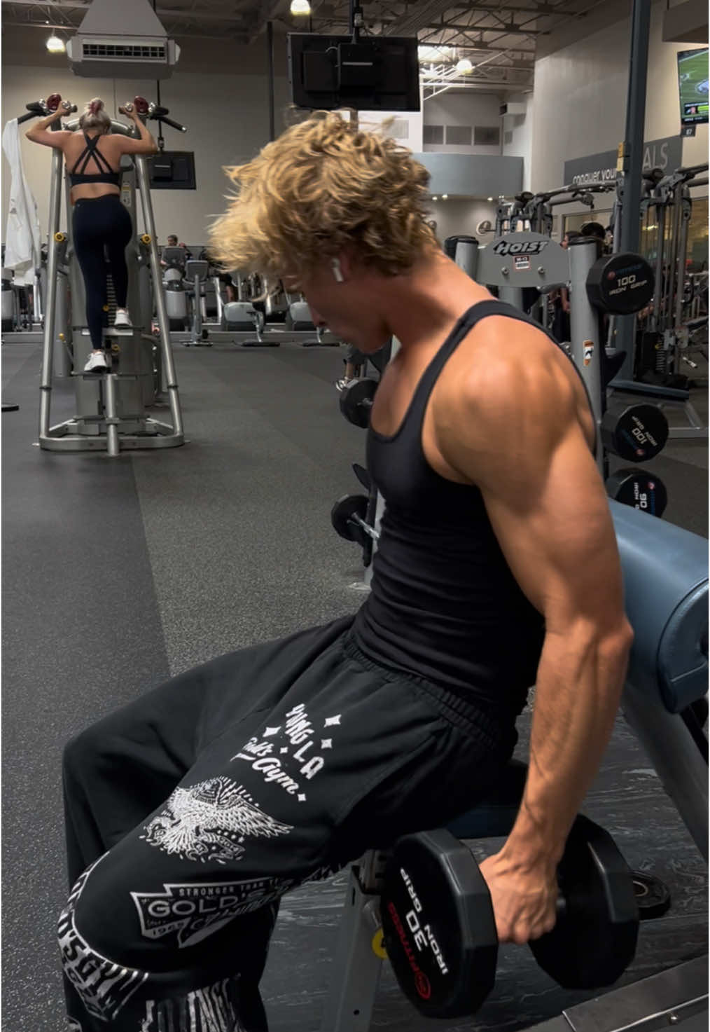 Slow and controlled #gym #GymTok #motivation #fyp #viral 