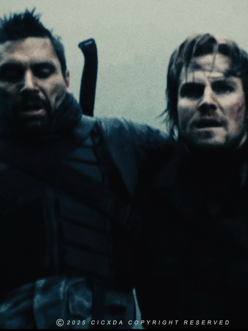 Looking back at it I'm really glad Oliver didn't kill him in s2 😭 // #cw #oliverqueen #arrow #oliverqueenedit #greenarrow #arrowedit #dc #edit #deathstroke #sladewilson 